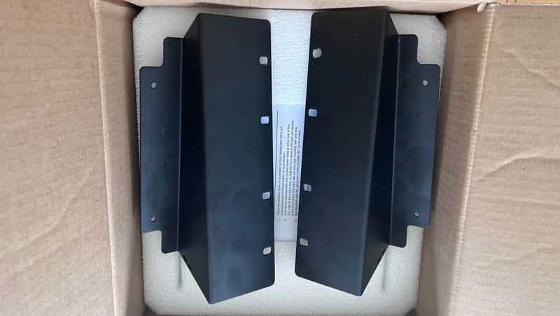 Allen & Heath CQ18T Rack Mount kit ears image 1