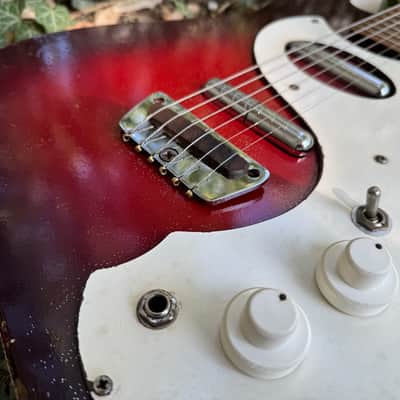Silvertone Danelectro 1457 1964 Red Burst Made in USA Vintage image 4