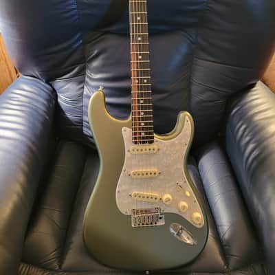 Fender stratocaster american elite 2018 - satin jade green pearl metallic image 2