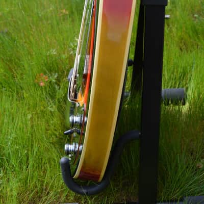 Vox Bill Wyman Teardrop 1967 3 Tone Sunburst image 4