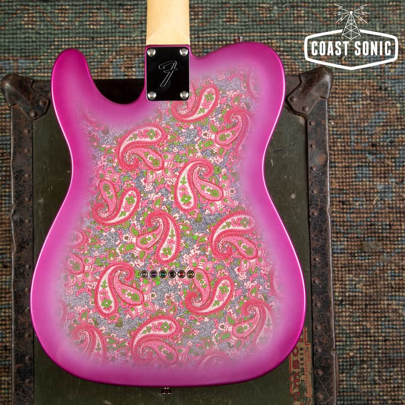 2025 Fender Limited Edition late 60s reissue Pink Paisley