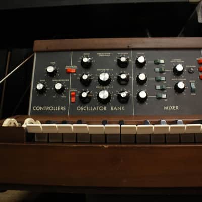 MOOG MINIMOOG MODEL D (Late Model) [12645] (04/17) image 9