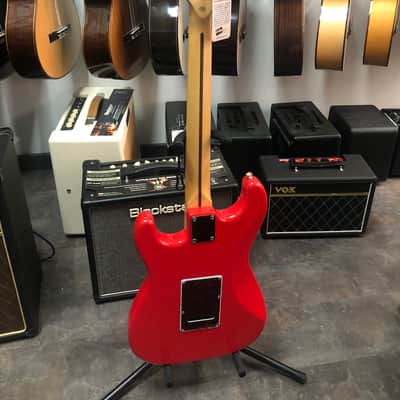 Vintage V6MFR Electric maple fb-firenza red image 3