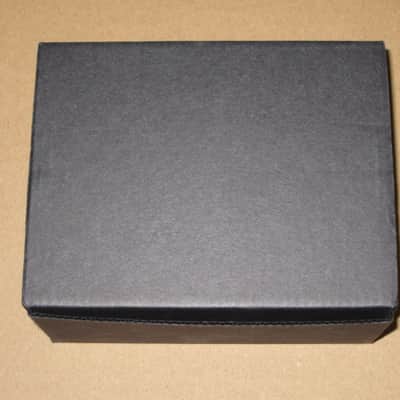 very lightly handled / mostly very clean MXR EMPTY BOX for M78 Custom Badass '78 Distortion (NO pedal) +original Instructions, original Warranty / Registration (2010s-2020s) BOX: black cardboard with silver color MRX logo / LABELS: red & black image 11