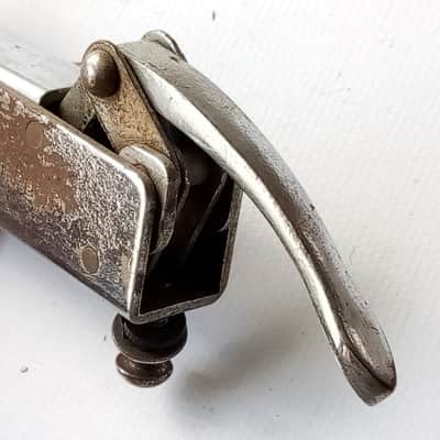 *WFL Lyre-Badge Chrome P35 Throw-Off Single Snare Drum Strainer Ludwig Dual 1937 image 3