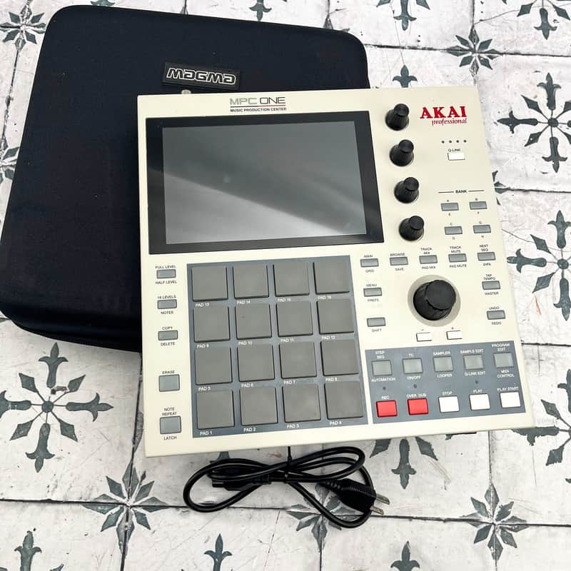 Akai MPC One Standalone MIDI Sequencer Retro Edition image 1