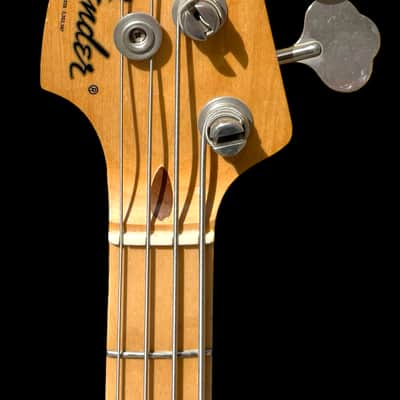 Fender P-Bass Sunburst / 1975 image 6