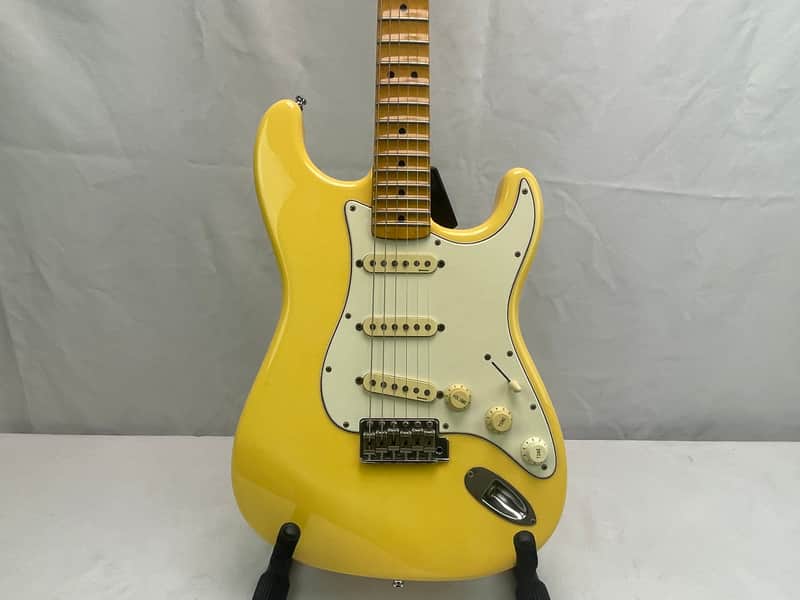 Fender ST-71 YM Yngwie Malmsteen Signature Stratocaster Made In
