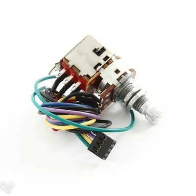 Graph Tech PK-0240-00 Ghost Acousti-Phonic Preamp Kit for Guitar - Advanced image 2