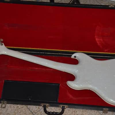 Hagstrom Hagström De Luxe Batman=real vintage1960=seen in J.Jarmusch's film 'Only Lovers Left Alive' image 19