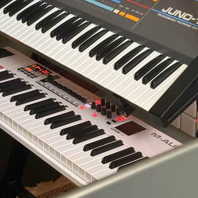 Roland Juno-106 61-Key Programmable Polyphonic Synthesizer 1984 - 1985 - Black image 2