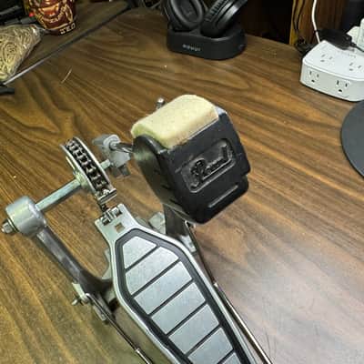 Pearl P-100 Bass Drum - Chain Drive - with Beater image 5