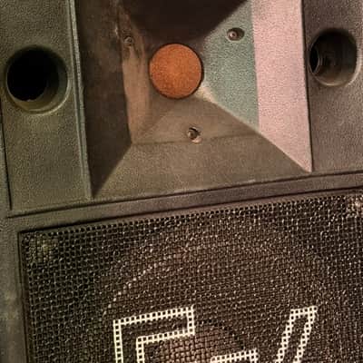 EV The Entertainer Tapco Model 100s Two Way Constant Directivity Speaker System 8 OHM image 5