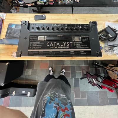 Line 6 Catalyst 100 2-Channel 100-Watt 1x12" Modeling Guitar Combo 2022 - Present - Black image 2