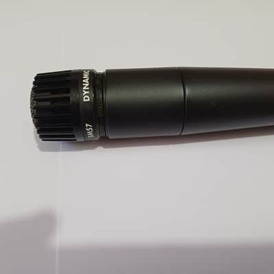 Shure SM57 Cardioid Dynamic Microphone - made in Mexico - boxed with zip case and mic clip image 6