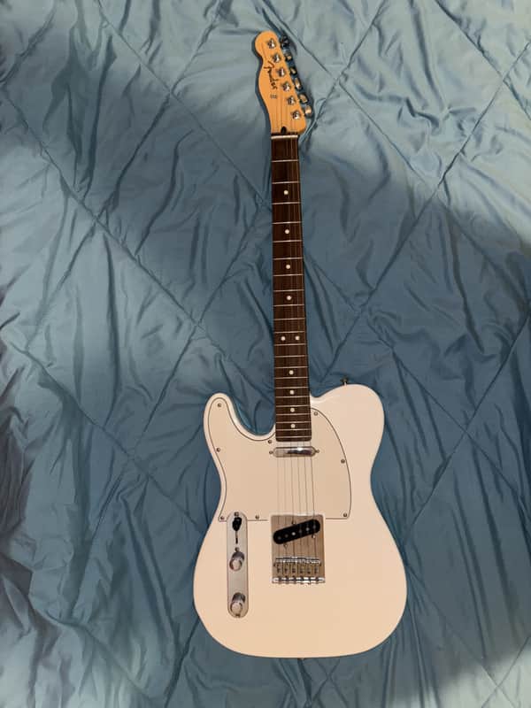 Fender Player Telecaster Left-handed - Polar White with Pau Ferro Fingerboard image 1