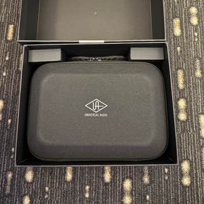 Universal Audio Sphere LX  Large Diaphragm Modeling Microphone 2023 - Present - Black image 6
