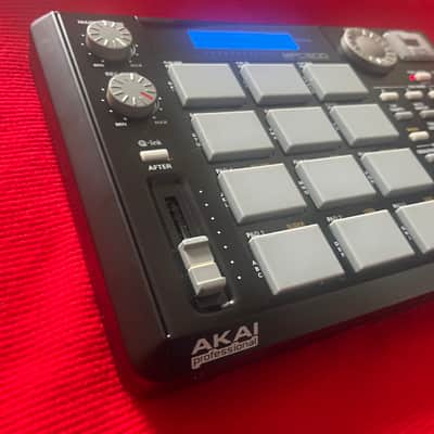 Akai MPC500 Music Production Center image 3