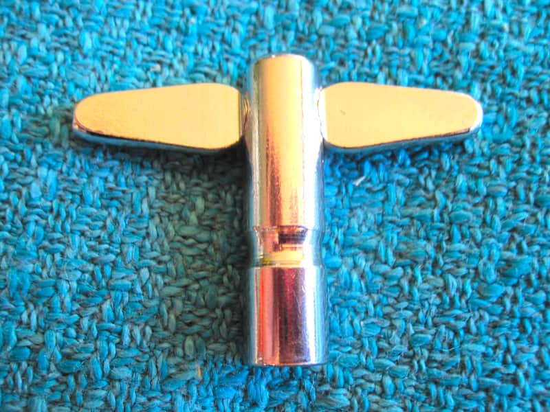 Drum Key - NOS image 1