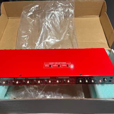 Radial JX62 Instrument and Amplifier Switcher image 2