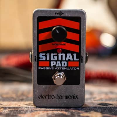 Electro-Harmonix Nano Signal Pad Attenuator - Guitar Effects Pedal image 5