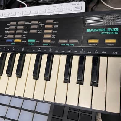 Casio SK-1 32-Key Sampling Keyboard 1986 - Black image 2