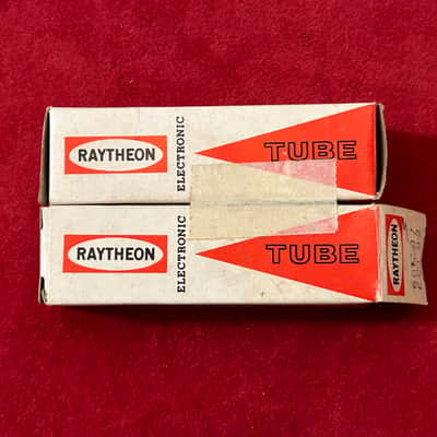 Raytheon 6BM8/ECL82 Vintage Matching Pair of Amplifier Vacuum Tubes w/ original box image 2