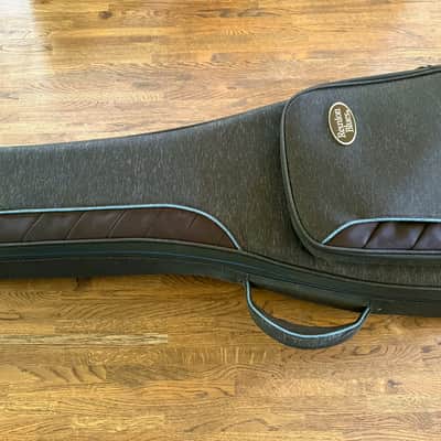 Reunion Blues Continental Voyager Les Paul Style Electric Guitar Case (RBCLP) image 2