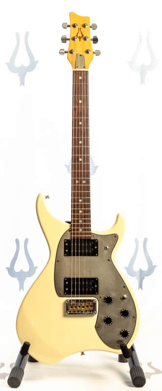Daion Savage White Electric Guitar w/ Original Daion Branded Hardshell Case image 1