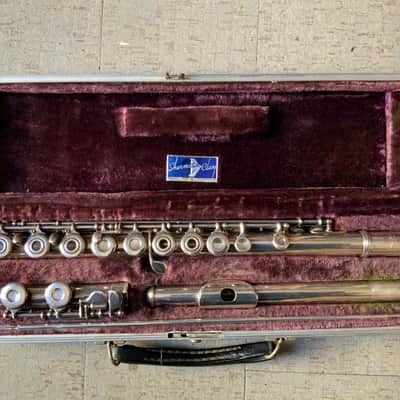 Armstrong Model 81 Sterling Silver Open-Hole Flute, Inline G image 1