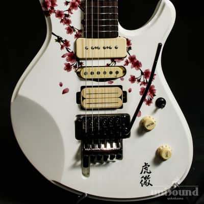 Sago New Material Guitars 虎徹 - Kotetsu - ( Wagakki Band Machiya Signature Model) image 3