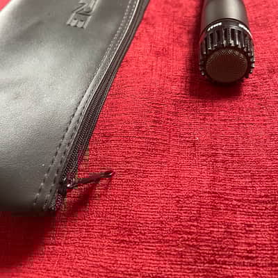 (Excellent Condition) Shure SM57 Cardioid Dynamic Microphone 1984 - Present - Black (With Leather Shure Pouch)