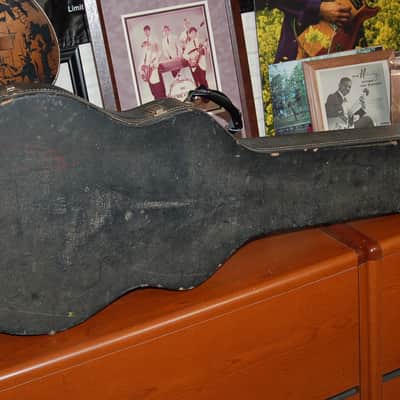 Video Demo 1967 Danelectro Coral Firefly Bass F2B4 Lipstick Pickups OrigVictoria Hardshell Case image 12