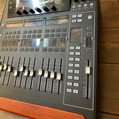 Behringer WING Compact 24-Channel Digital Mixer 2024 - Present - Black image 2