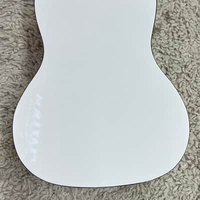 Luna Model UKE HAU C Concert Size All White Ukulele with Gig Bag image 4