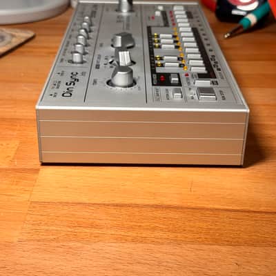 Dinsync RE-303 Roland TB-303 Clone Aluminum Case image 12