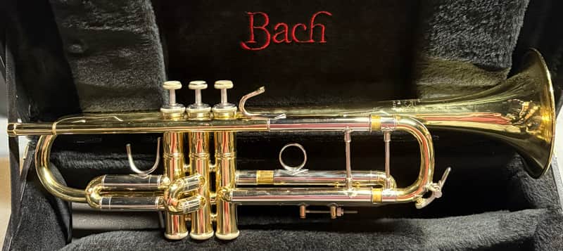 Bach Stradivarius Trumpet Model 37, Brass Finish image 1