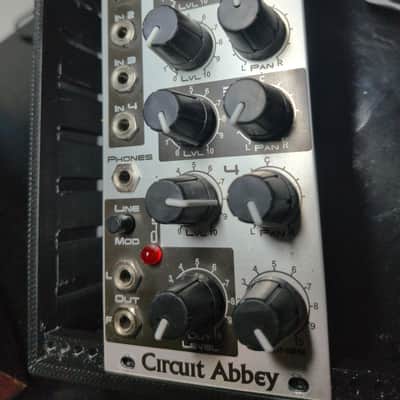 Unify Circuit Abbey - 4-Channel Stereo Mixer with Line-Level Ouptut option - 2010s - Silver image 5