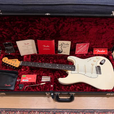 Fender American Original '60s Stratocaster with Rosewood Fretboard 2018 - 2022 - Olympic White