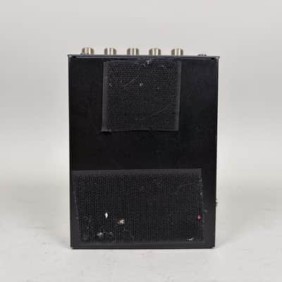 Boss IR-200 Amp and IR Cabinet 2021 - Present Silver image 4