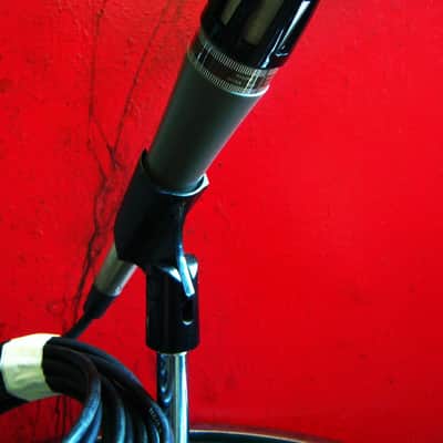 Vintage RARE 1980's Shure 517SA / 515SA dynamic cardioid microphone w accessories Hi Z PE54 PE54D image 3