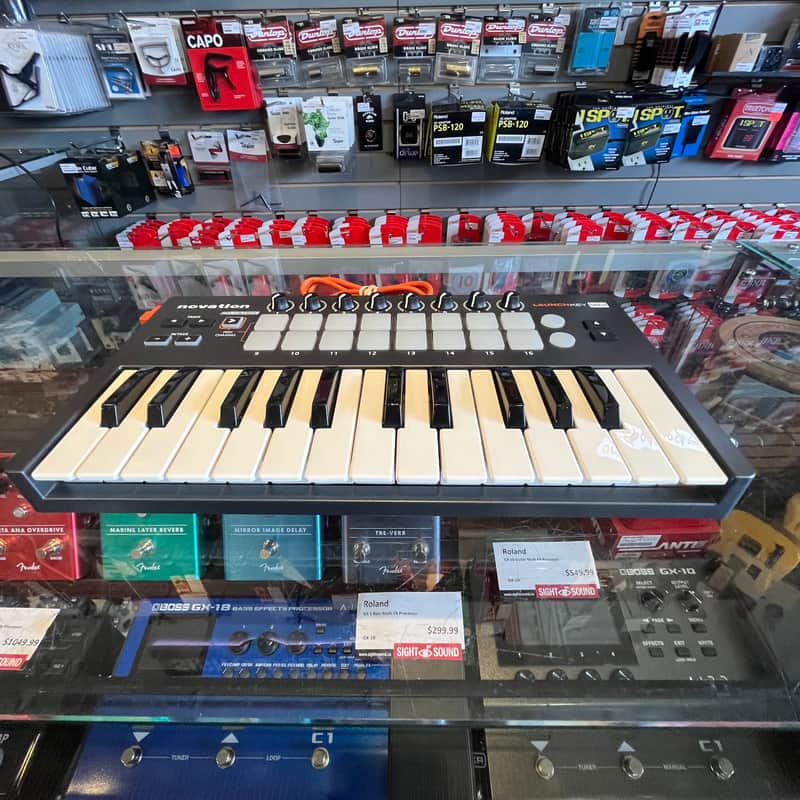 Novation Launchkey Mini MKI MIDI Keyboard Controller