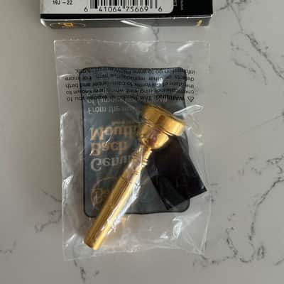 Bach 3513CGP Trumpet Mouthpiece - 3C - Gold Plated image 2