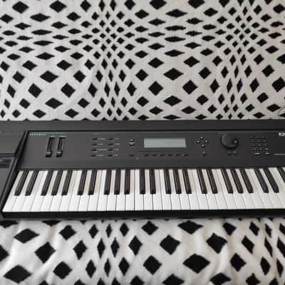 Kurzweil K2000 61-Key Digital Workstation Synthesizer 1990s - Black