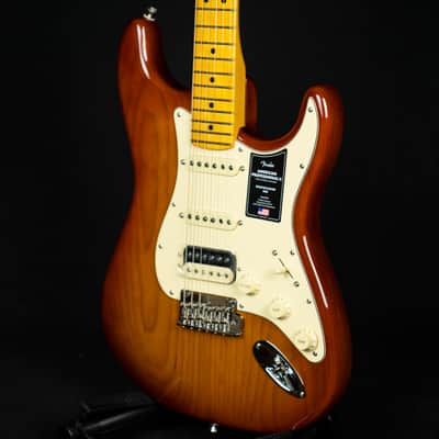 Fender  American Professional II HSS Stratocaster  Sienna Sunburst Maple Fingerboard 2022 (US22108129) image 5