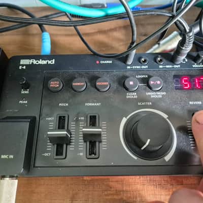 Roland E-4 AIRA Compact Voice Tweaker | Reverb