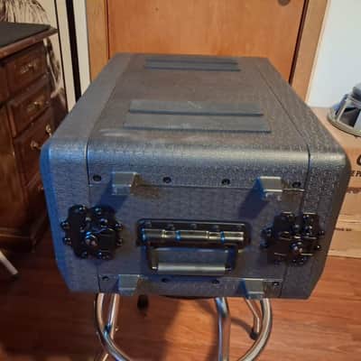 Gallien-Krueger 700RB 450-Watt Biamp Bass Amp Head 2000s In 4U Rack Case image 4