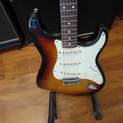 Fender Stratocaster made in Japan- Tobacco Sunburst image 6