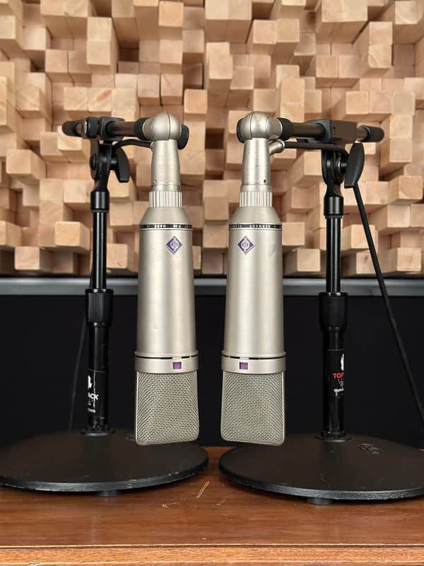 Neumann U 87 Large Diaphragm Multipattern Condenser Microphone