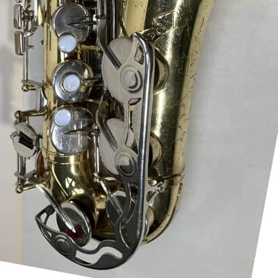 Yamaha YAS-23 Alto Saxophone image 2
